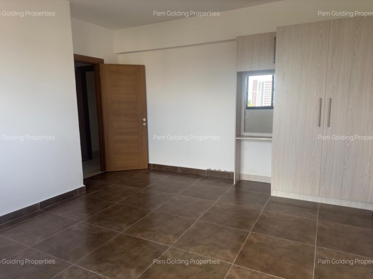 4 Bed Apartment with En Suite in Rhapta Road - 6