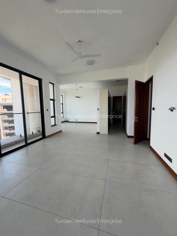 Serviced 3 Bed Apartment with En Suite at Nyali Mombasa - 5