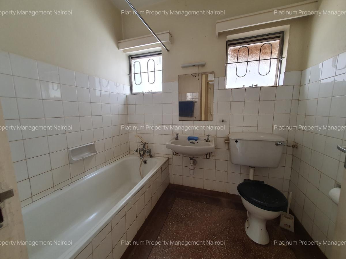 Commercial Property with Service Charge Included at Parklands Rd - 7