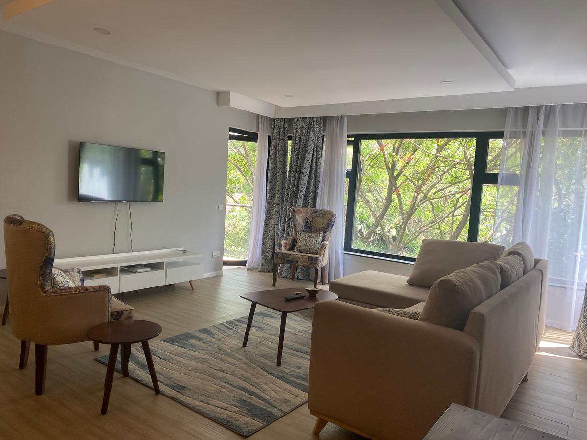 Serviced 2 Bed Apartment with En Suite in Lavington - 4