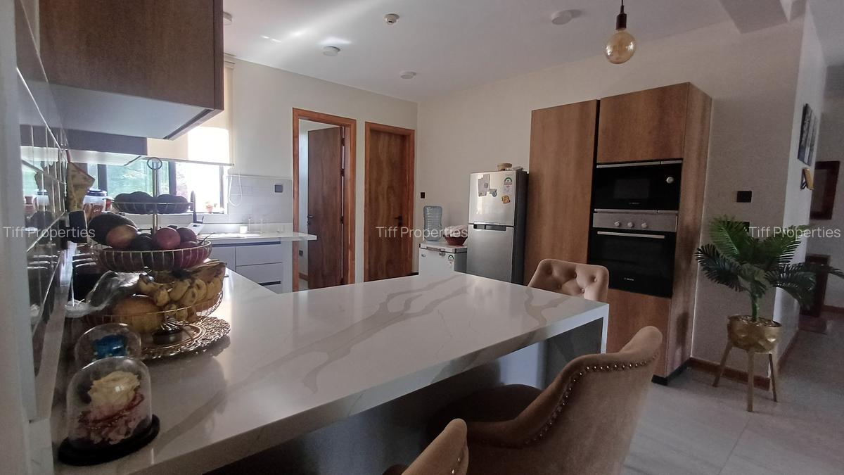 3 Bed Apartment in Spring Valley - 5