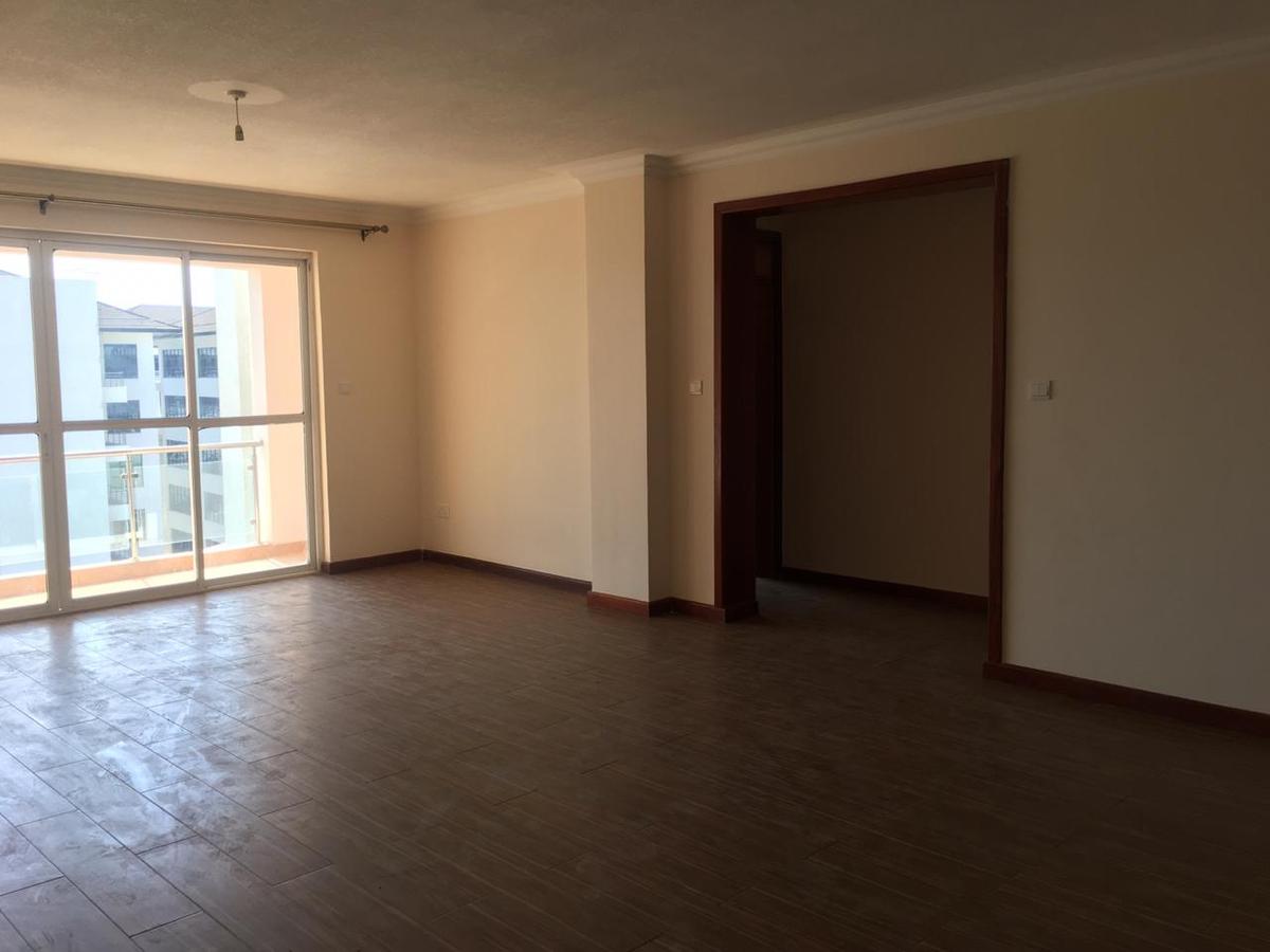 3 Bed Apartment with En Suite in Riverside - 20