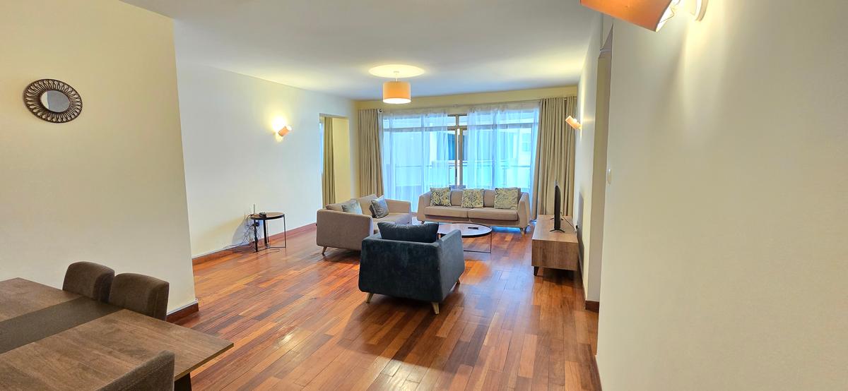 Serviced 3 Bed Apartment with En Suite at Hundreds Streets - 19