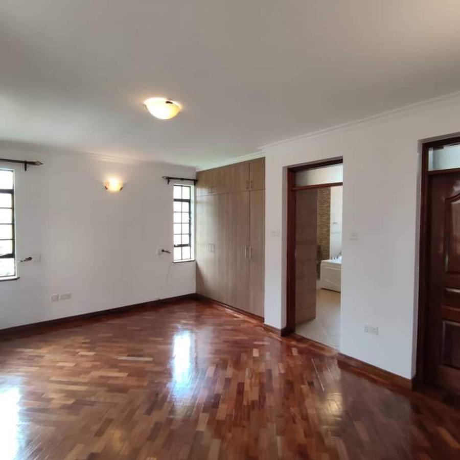 2 Bed Apartment with En Suite in Loresho - 7