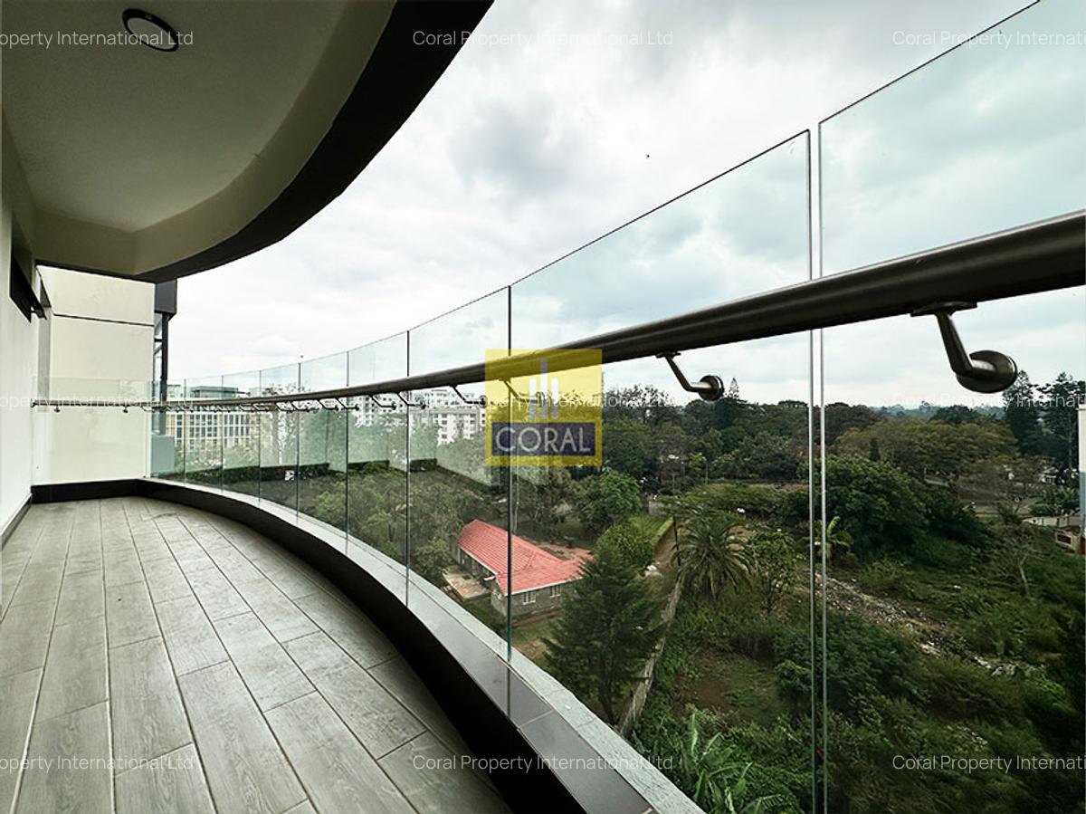 3 Bed Apartment with En Suite in Lavington - 3