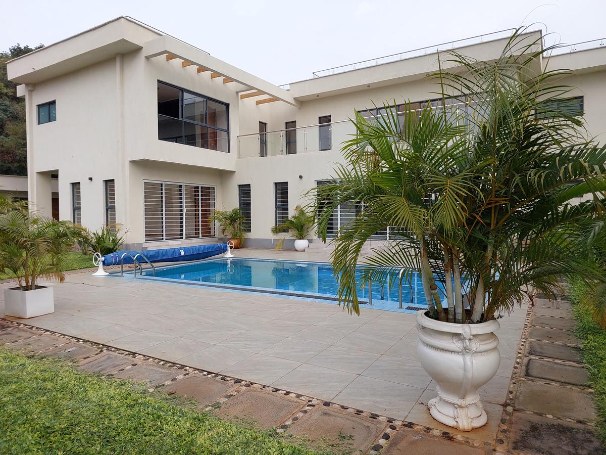 5 Bed House with En Suite at Runda Drive - 1