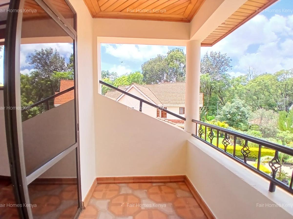 4 Bed Townhouse with En Suite at James Gichuru - 13