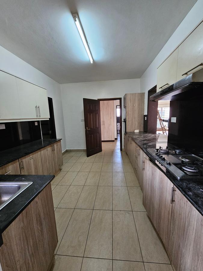 2 Bed Apartment with En Suite at Kilimani - 5