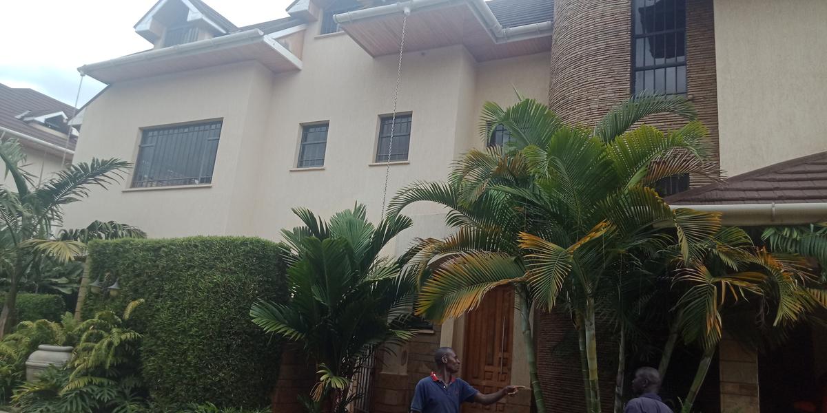 5 Bed Townhouse with En Suite in Lavington - 20