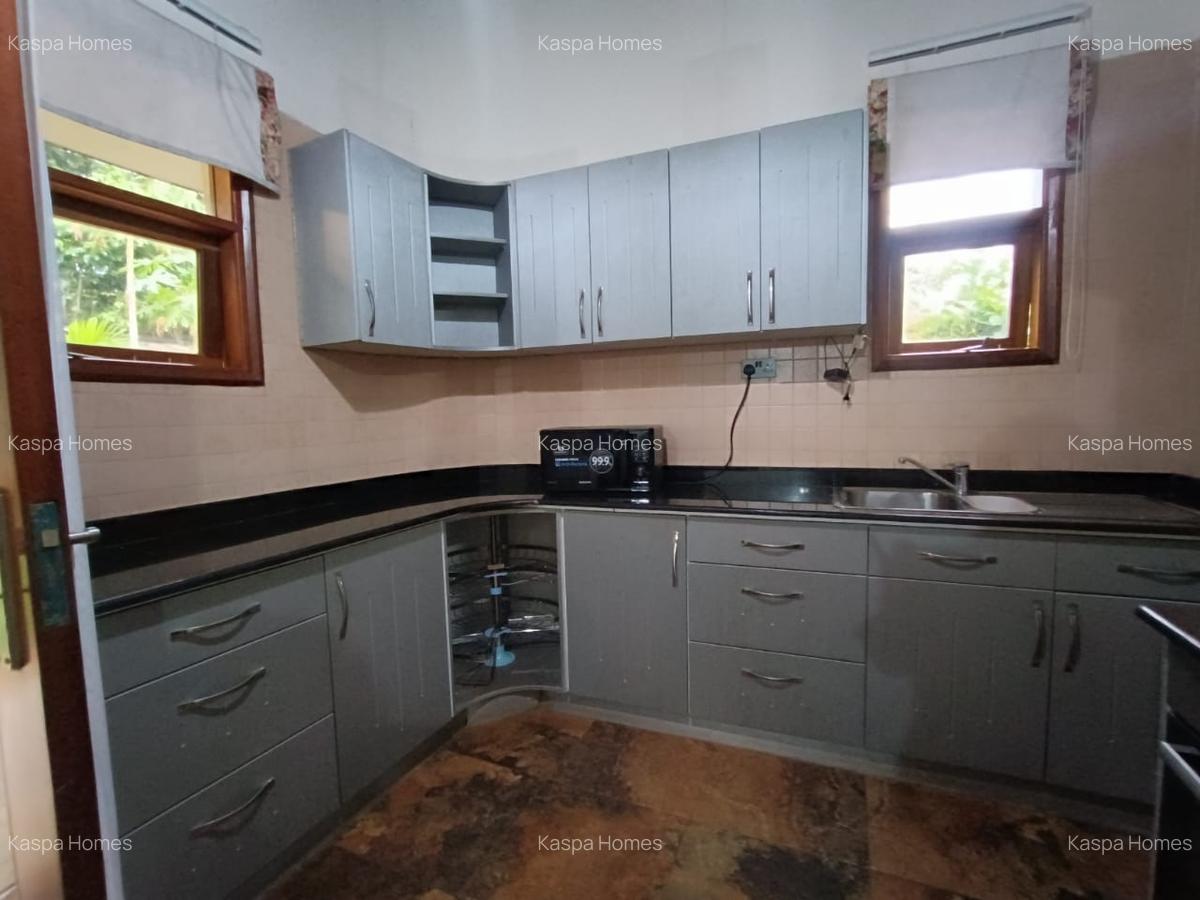 2 Bed House with En Suite in Nyari - 3