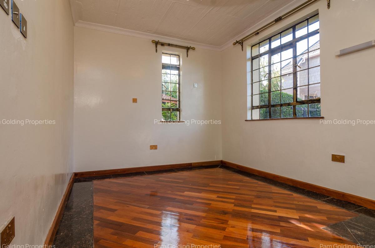 4 Bed House with Swimming Pool in Runda - 7