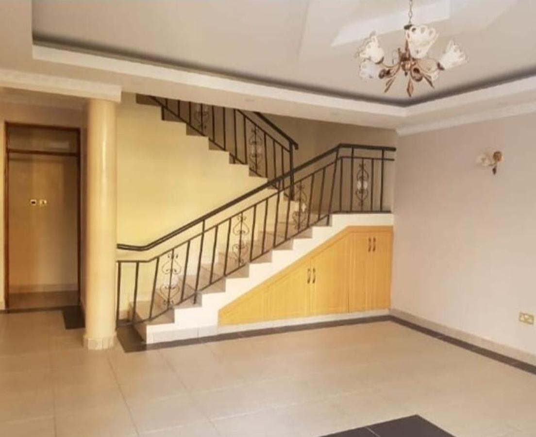 6 Bed House with En Suite in Langata - 3