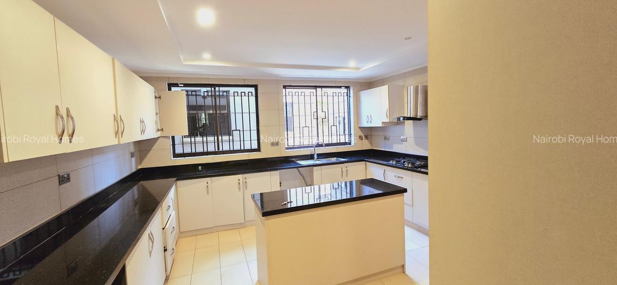 5 Bed Townhouse with En Suite at Mzima Springs - 9