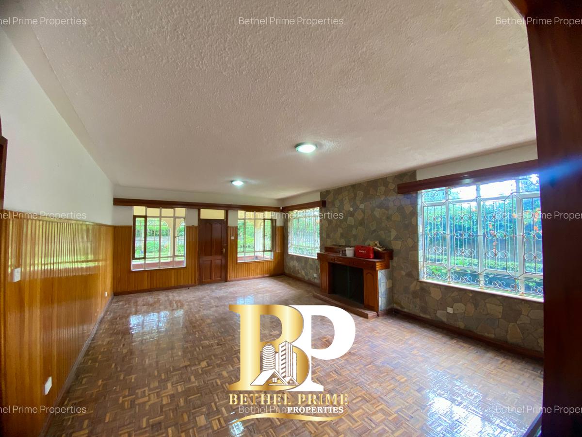 5 Bed House with En Suite in Nyari - 15