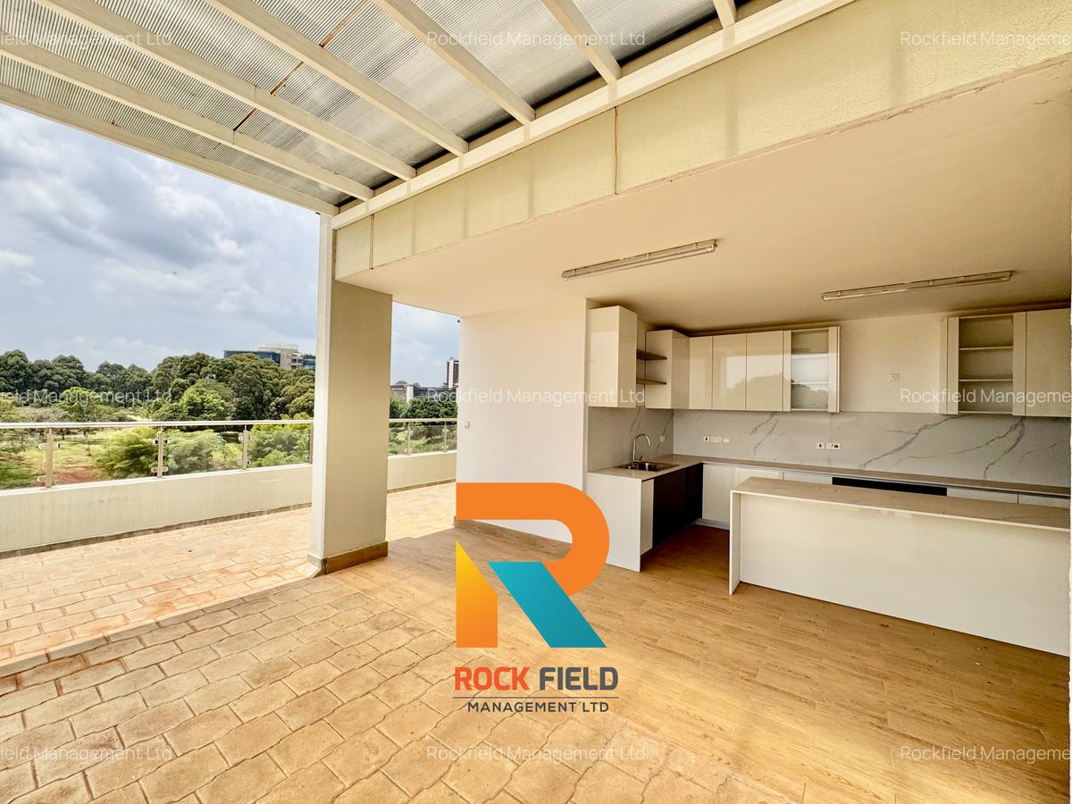 4 Bed Apartment with En Suite at The Loft. - 20