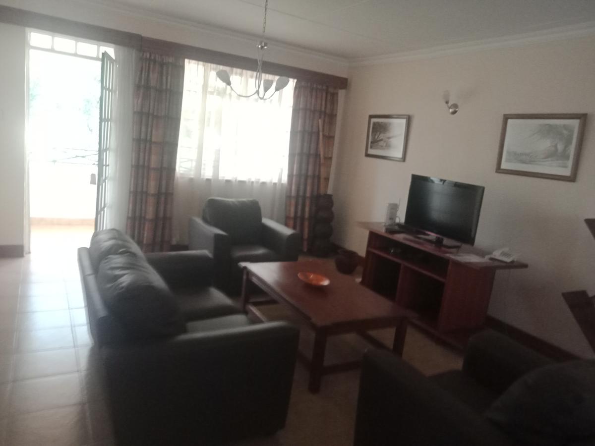 Serviced 3 Bed Apartment with En Suite in Riverside - 4