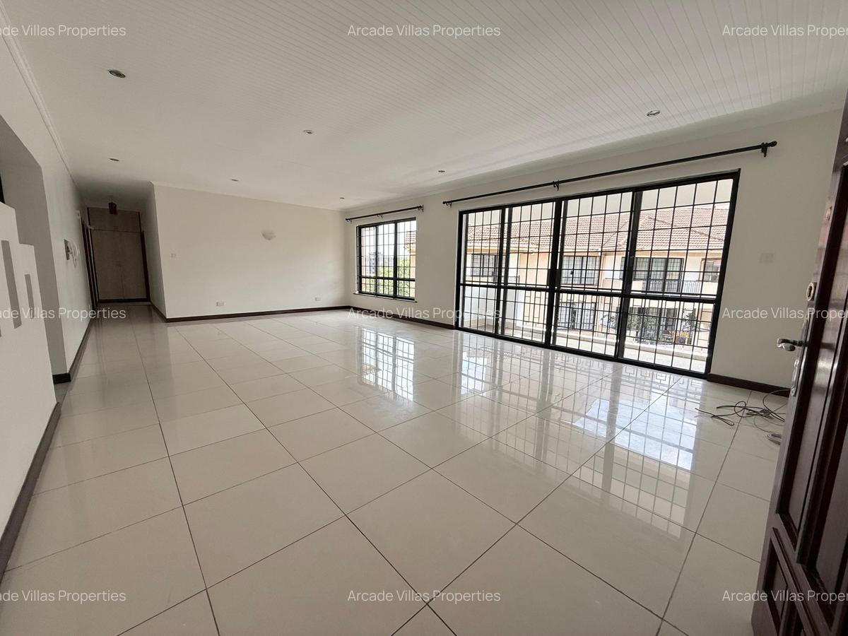 3 Bed Apartment with En Suite in Westlands Area - 3