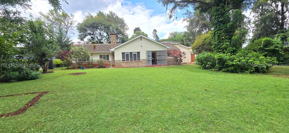 4 Bed House with En Suite at Runda Road - 3