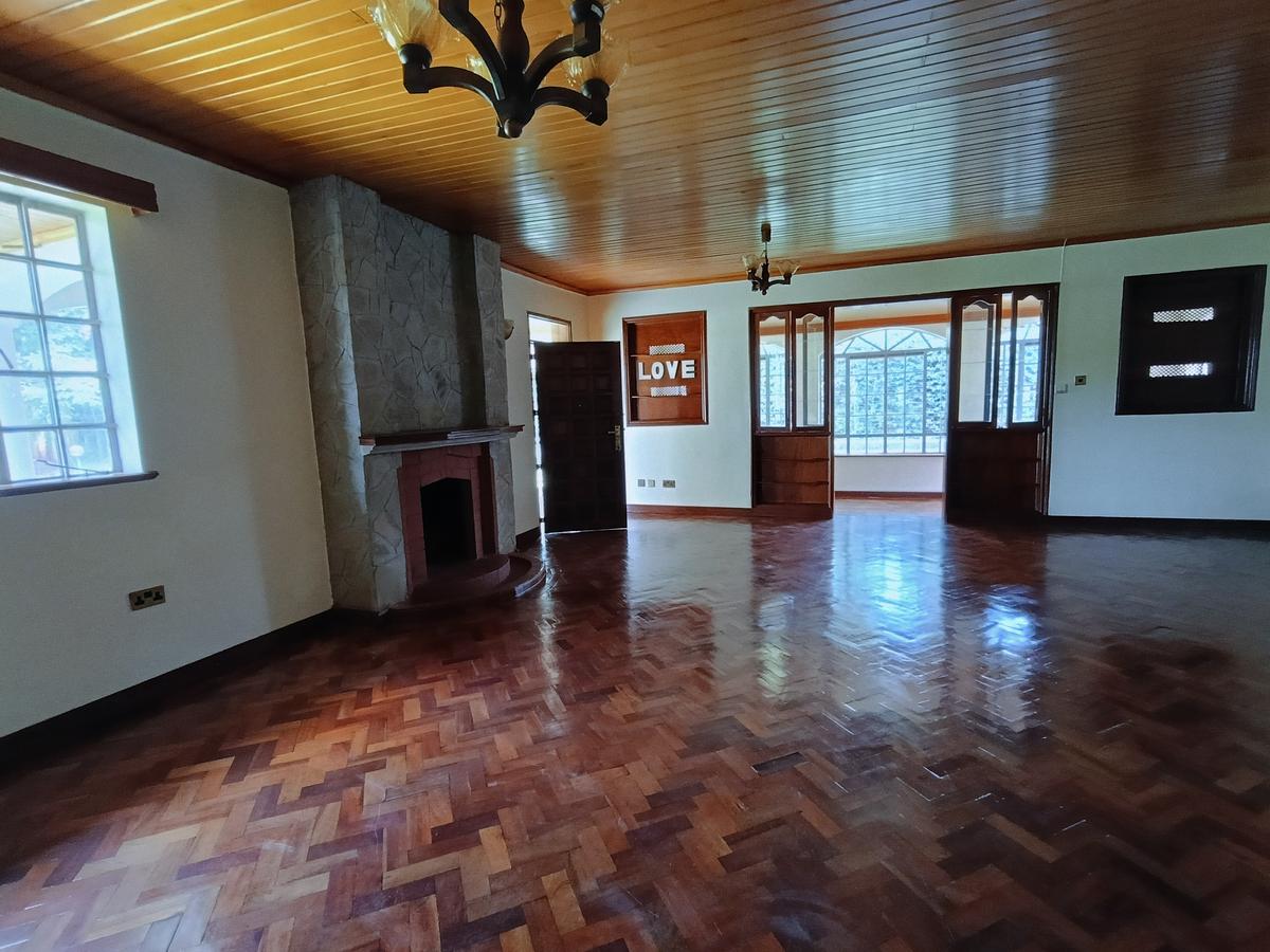 4 Bed House with En Suite in Kitisuru - 11