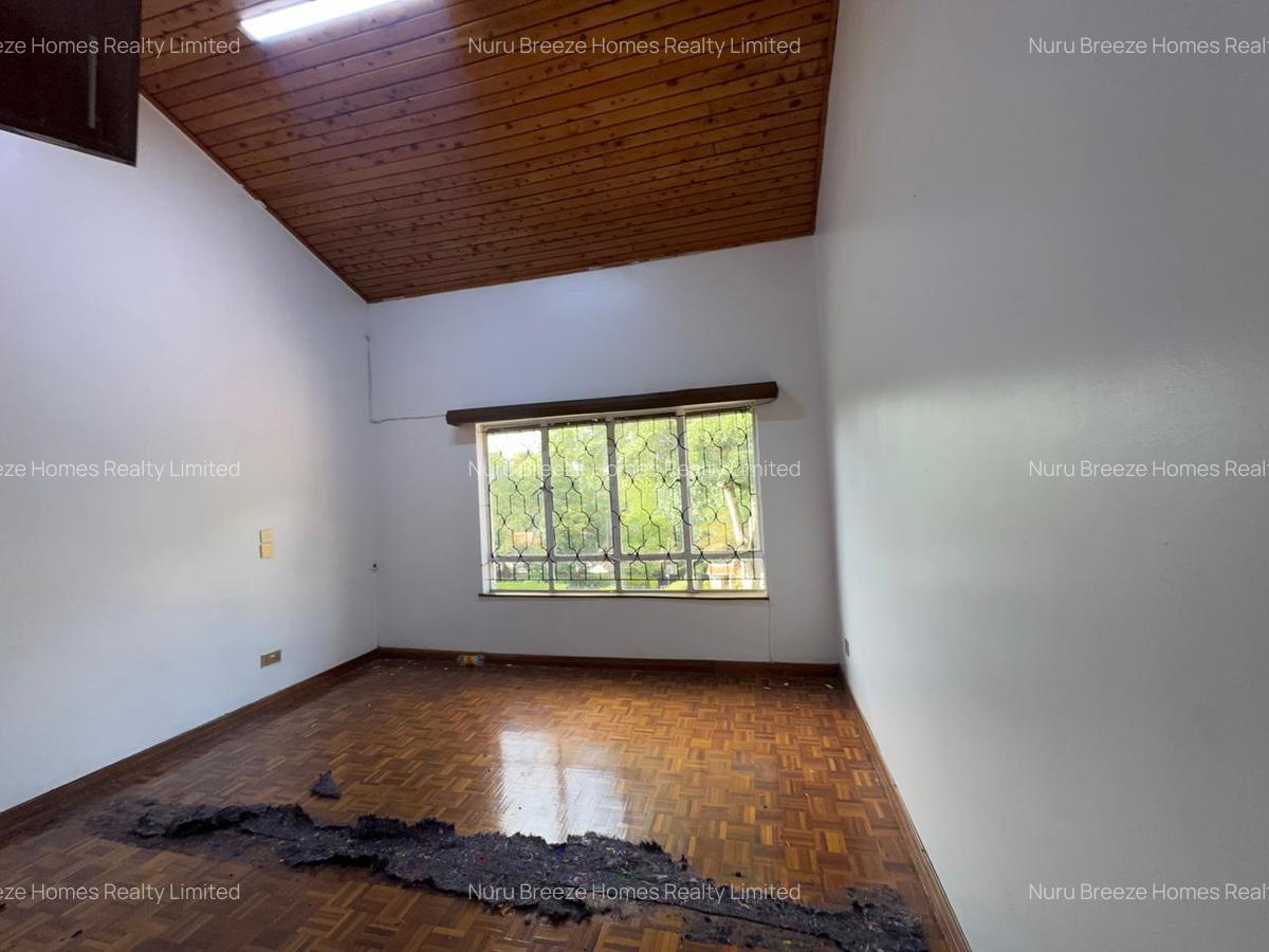 5 Bed House with En Suite in Gigiri - 12