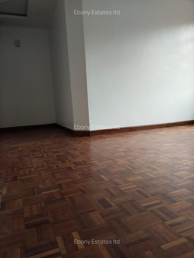 4 Bed Townhouse with En Suite in Lavington - 10