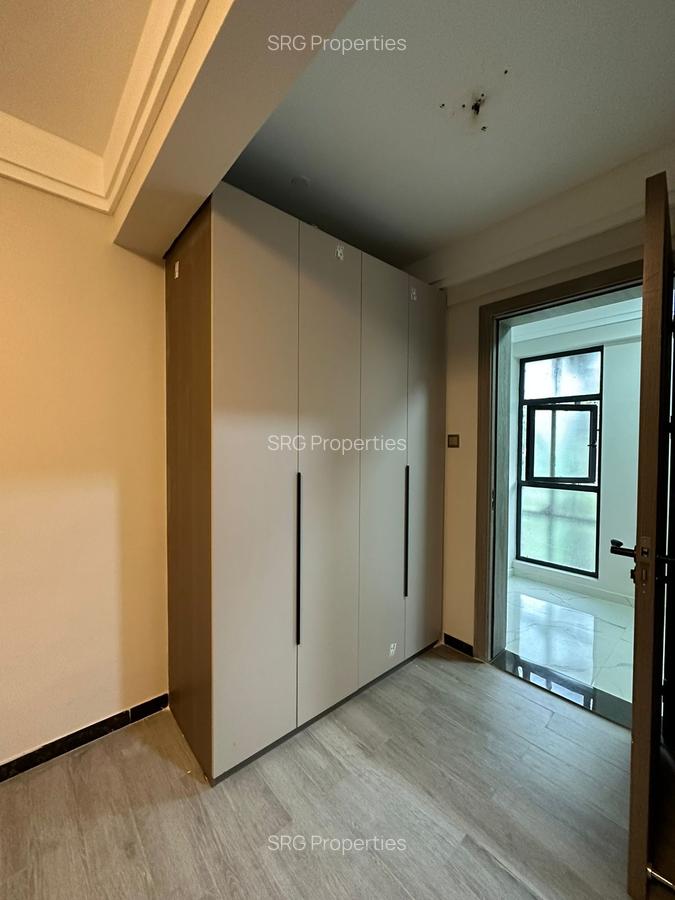 4 Bed Apartment with En Suite in Kilimani - 5