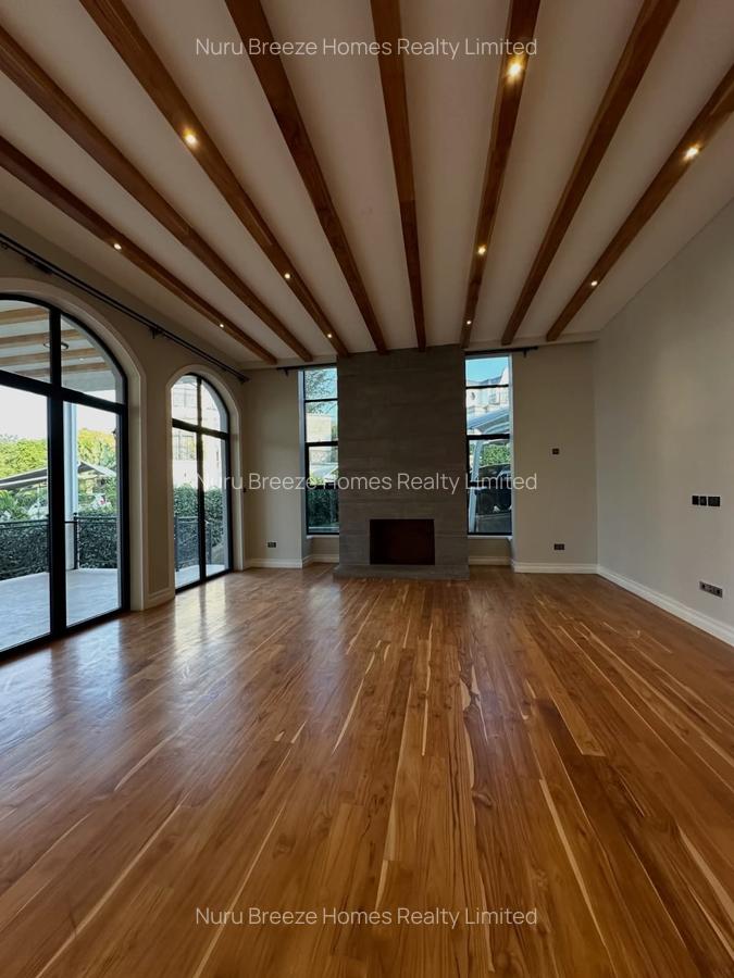 5 Bed Townhouse with En Suite in Loresho - 2