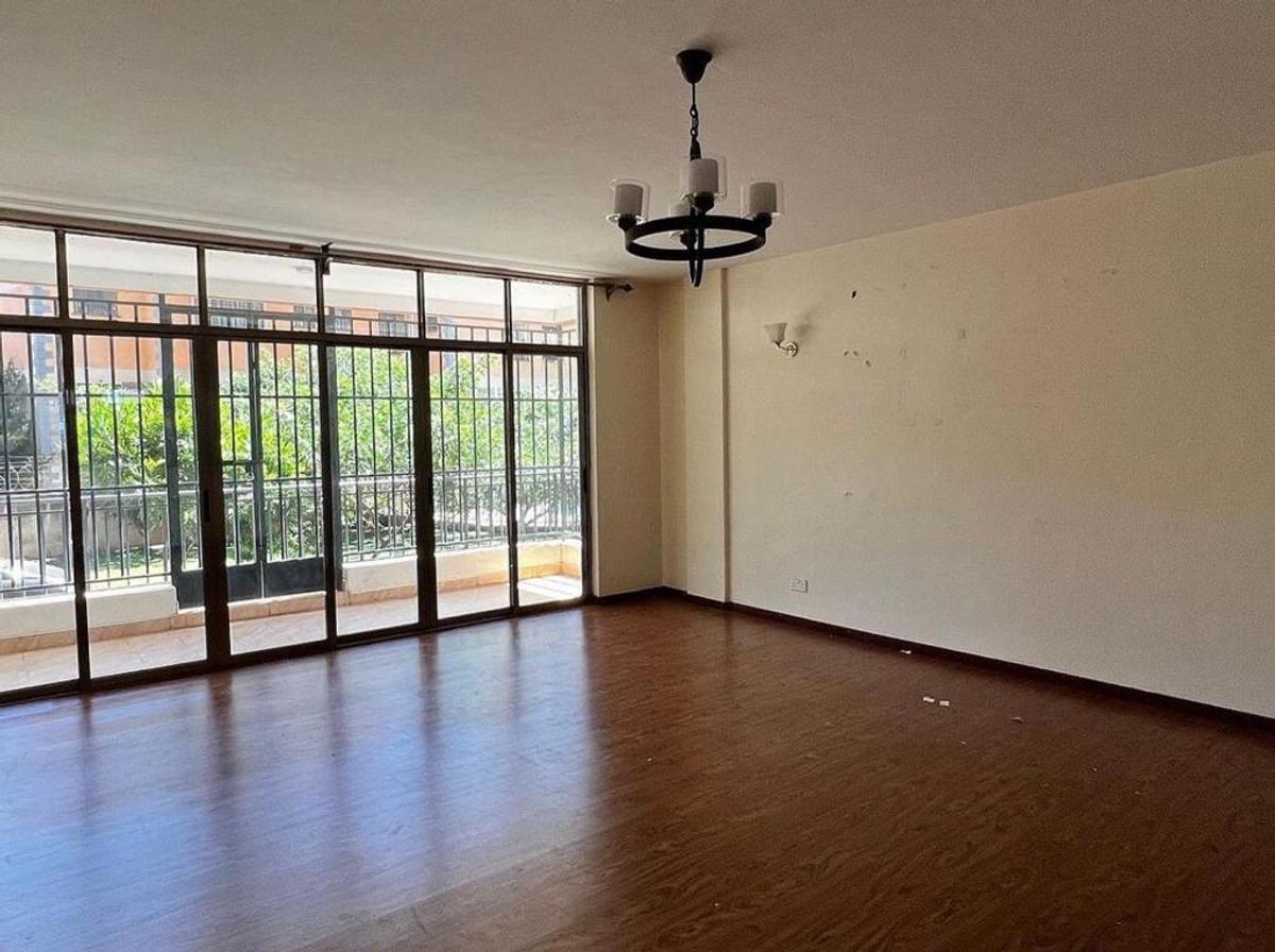 3 Bed Apartment with En Suite in Lavington - 3