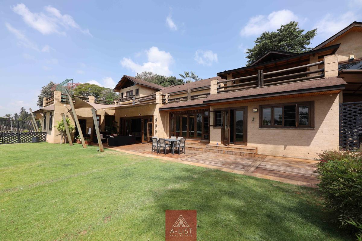 5 Bed House with En Suite at James Gichuru - 12