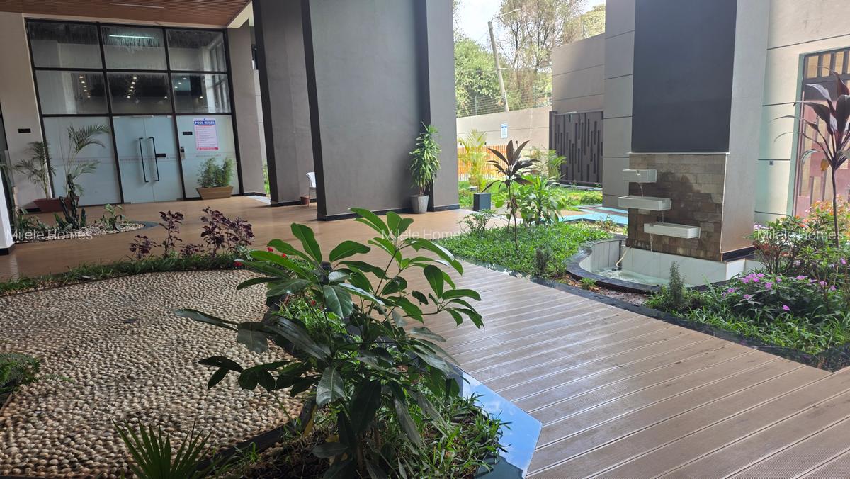 Serviced 3 Bed Apartment with En Suite at Riverside Drive - 17