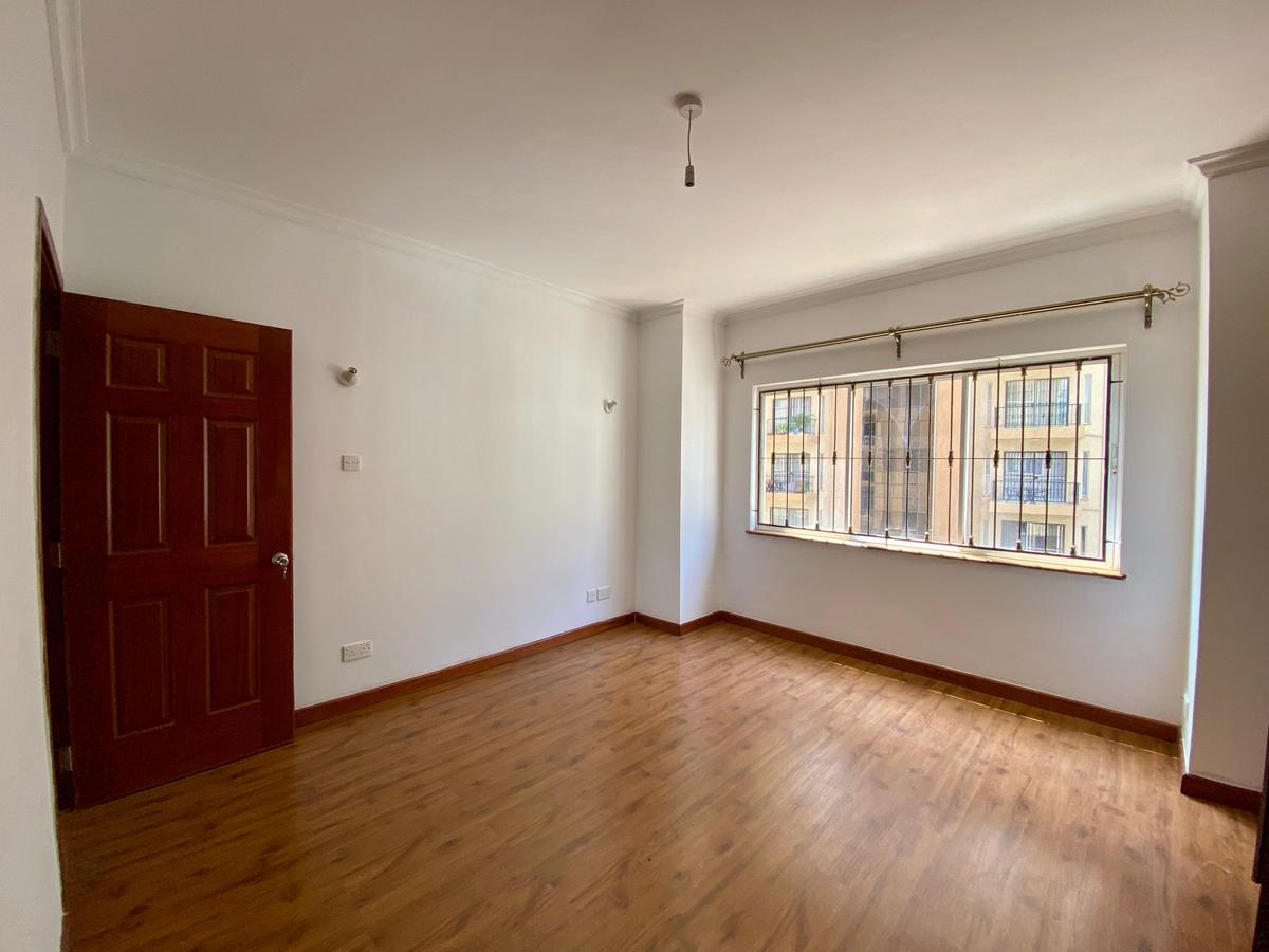 2 Bed Apartment with En Suite in Kilimani - 12