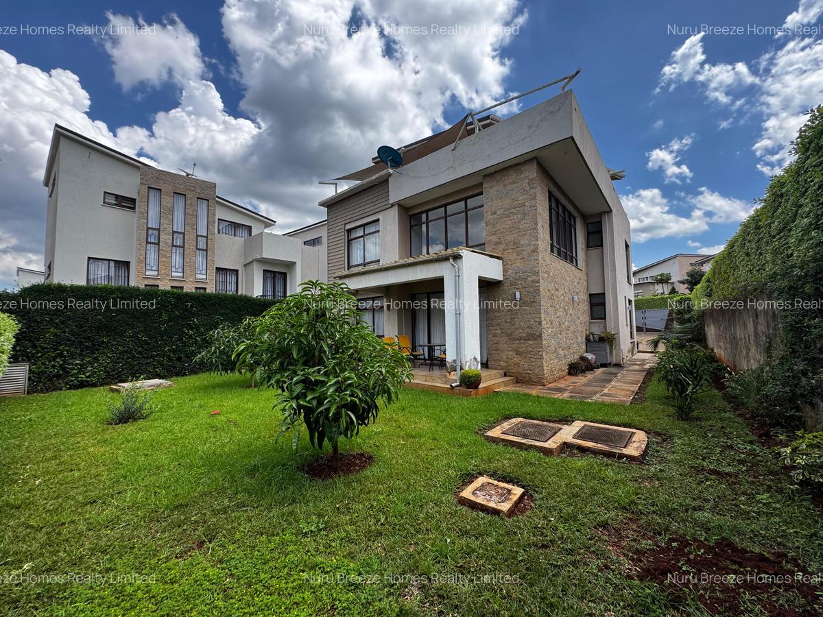 4 Bed Townhouse with En Suite in Runda - 1