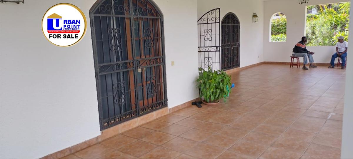 3 Bed Villa with En Suite in Watamu - 4