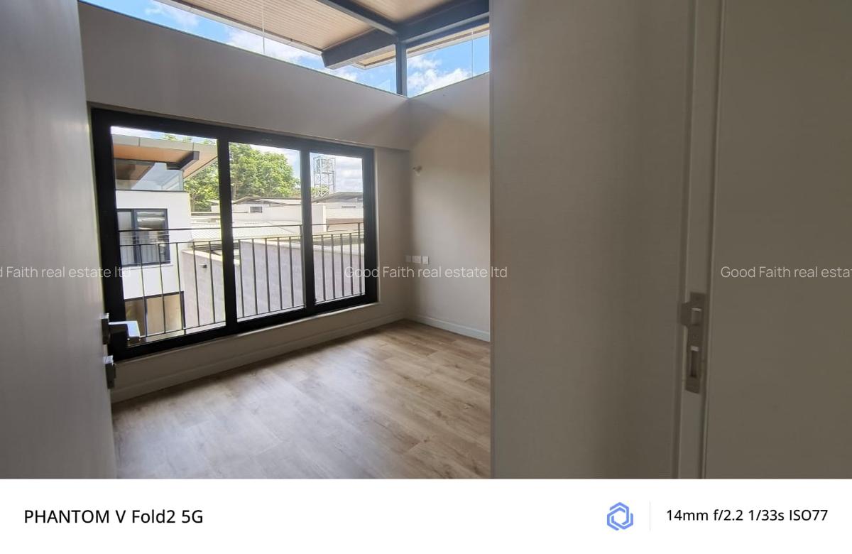 4 Bed Townhouse with En Suite in Kiambu Road - 7