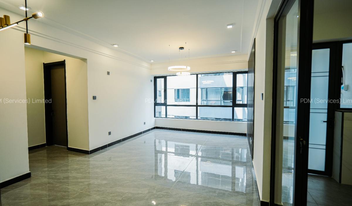 2 Bed Apartment with En Suite in Lavington - 6