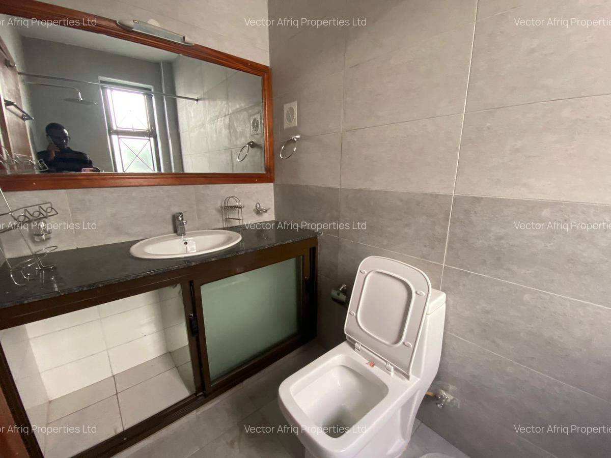 5 Bed House with En Suite in Syokimau - 9