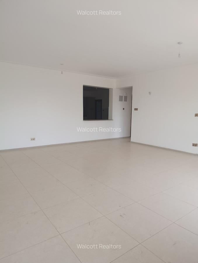 Studio Apartment with En Suite in Westlands Area - 17