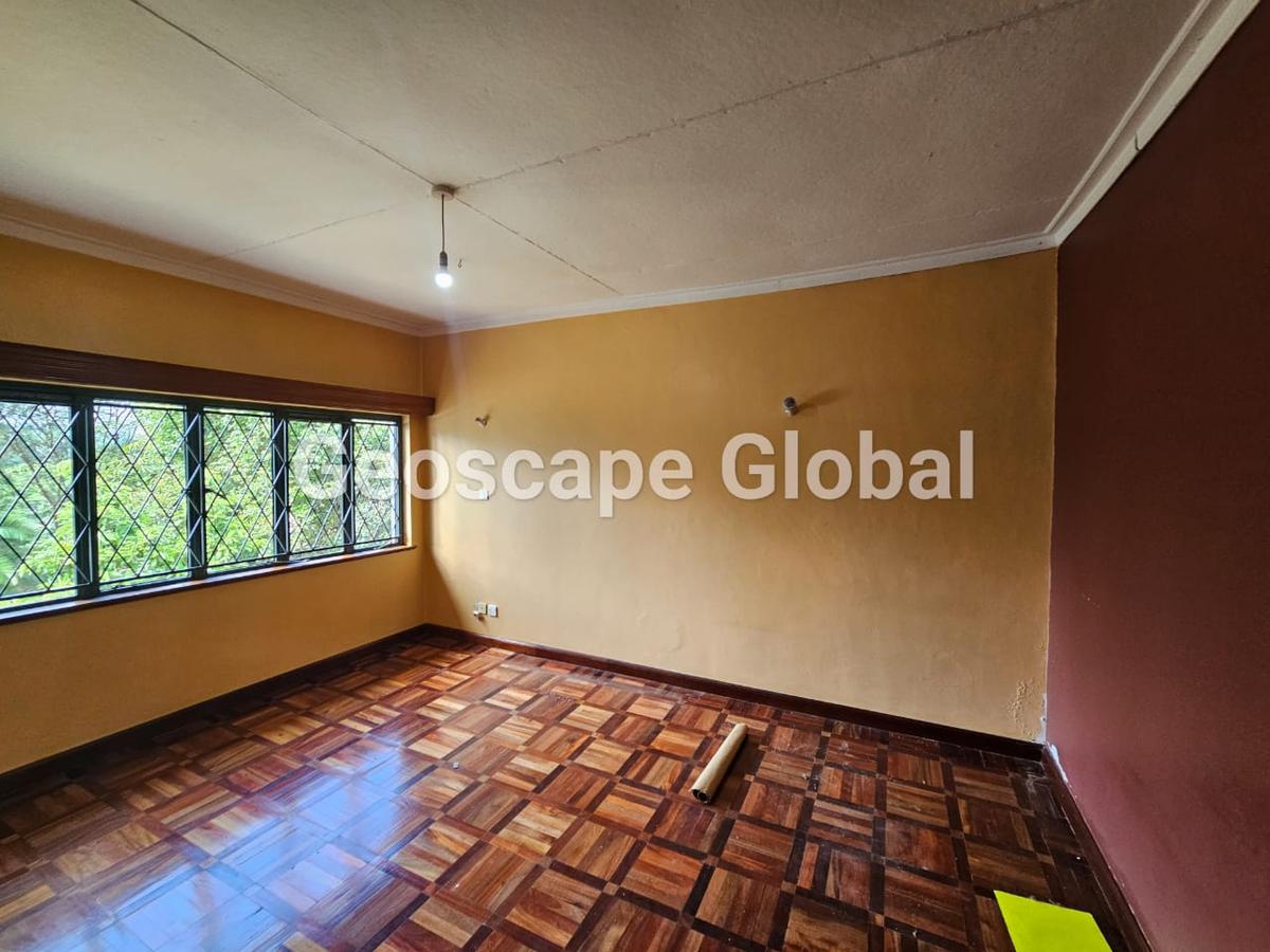 4 Bed House with En Suite in Kitisuru - 15