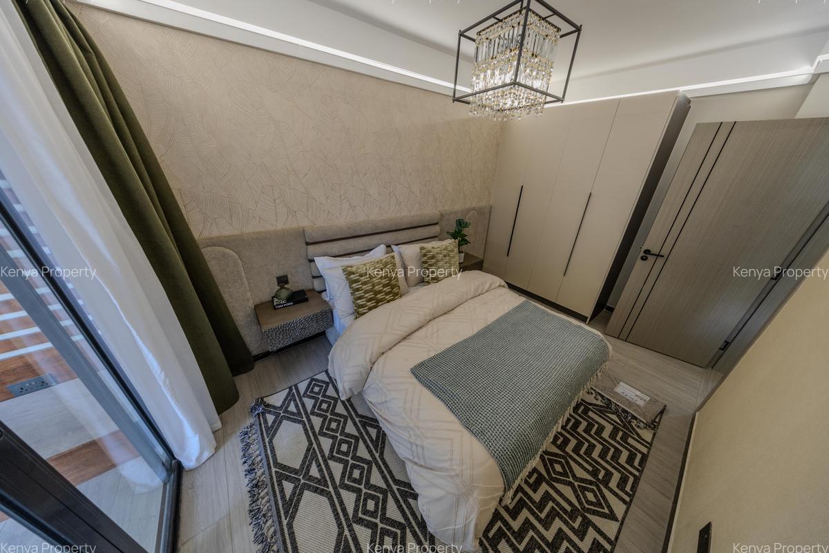 2 Bed Apartment with Swimming Pool at Riverside - 20