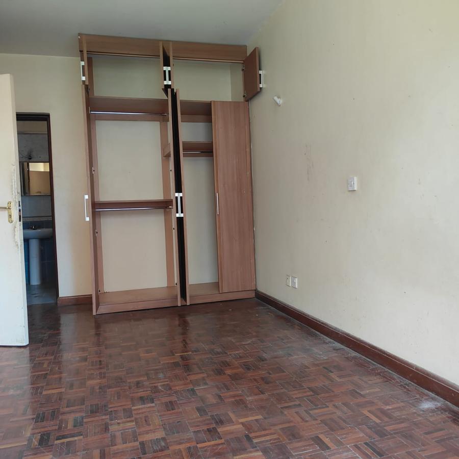 5 Bed Townhouse with En Suite at Tabere Crescent - 8