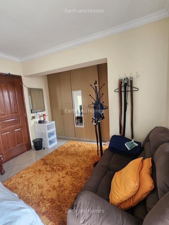 3 Bed Townhouse with En Suite at Greenpark Estate - 6