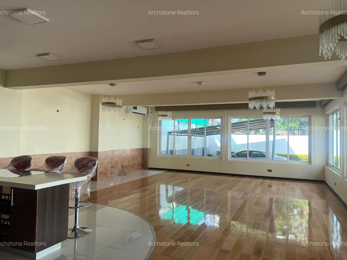 8 Bed House with En Suite in Gigiri - 4