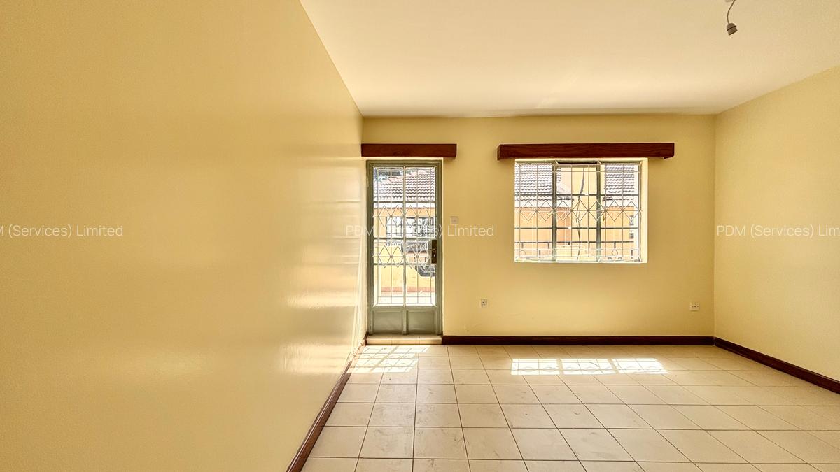 5 Bed Townhouse in Lavington - 9