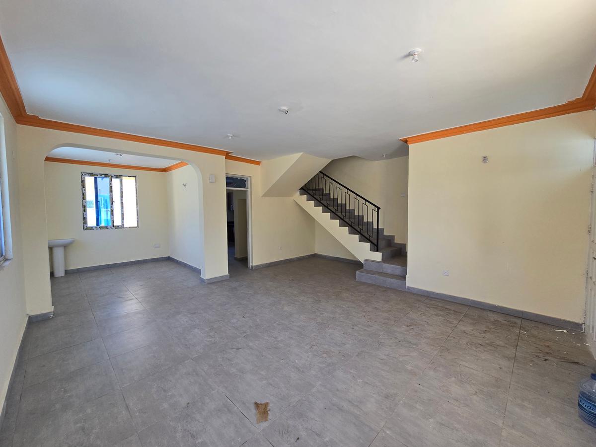 3 Bed Townhouse with En Suite in Mtwapa - 2