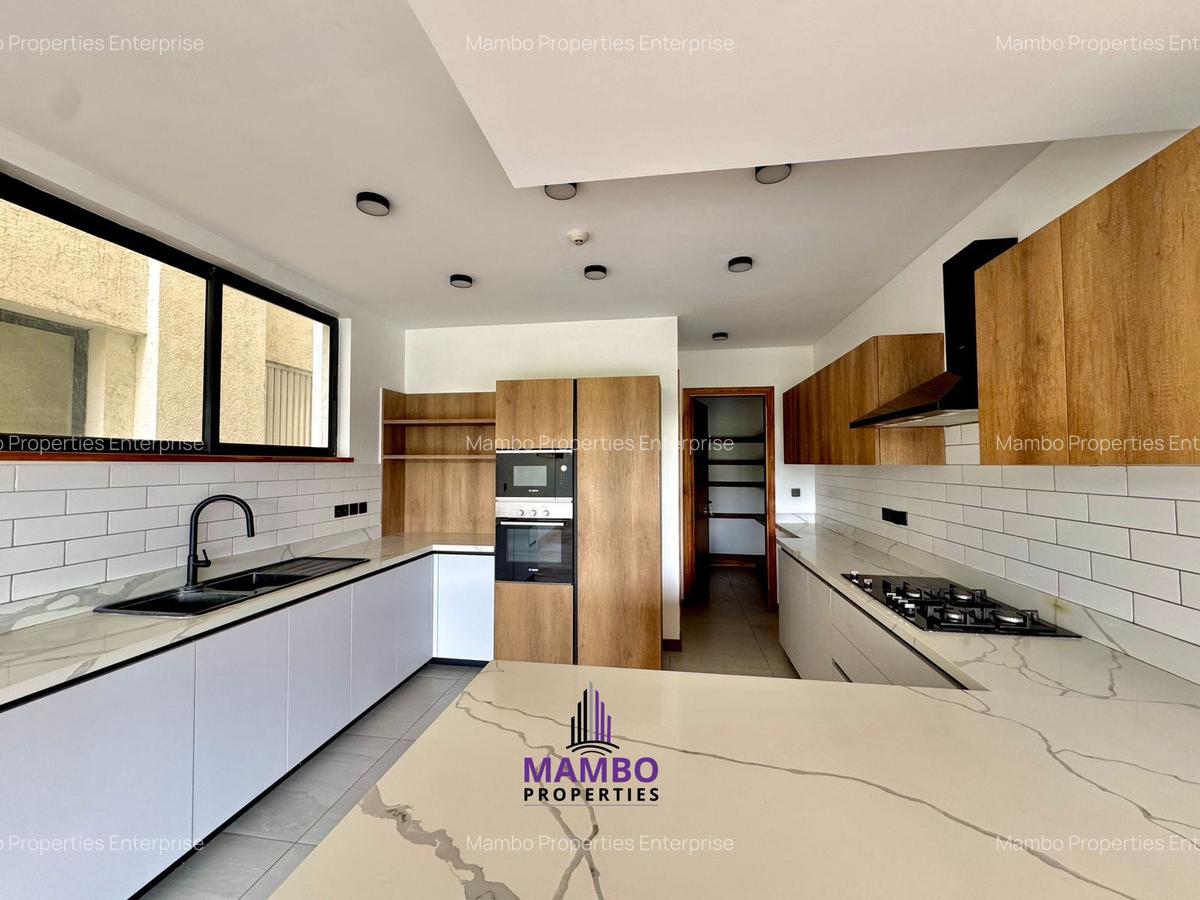 4 Bed Apartment with En Suite at Peponi Rd - 3