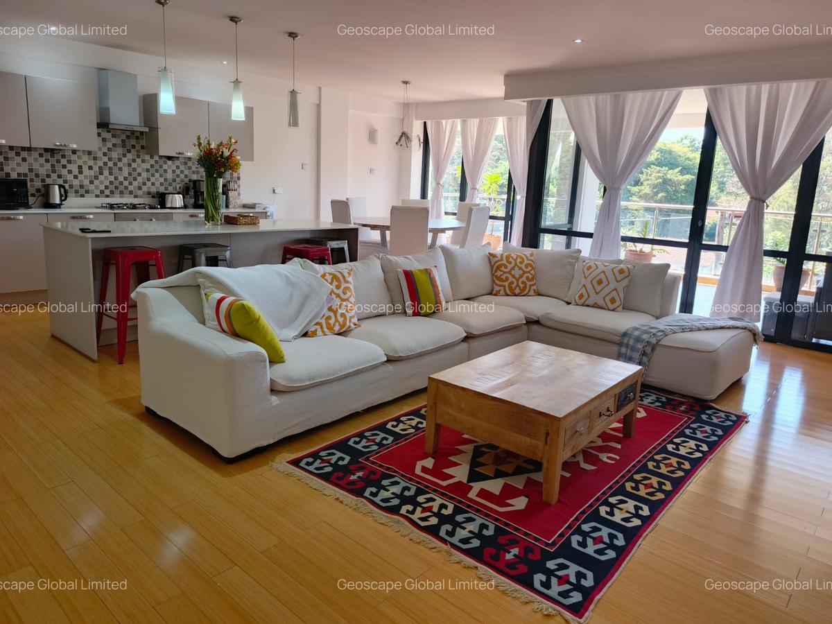 Furnished 3 Bed Apartment with En Suite in Spring Valley - 17
