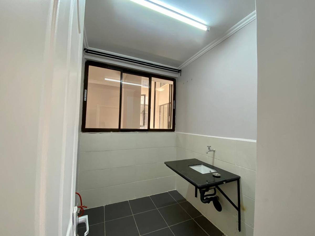1 Bed Apartment with En Suite in Rhapta Road - 9