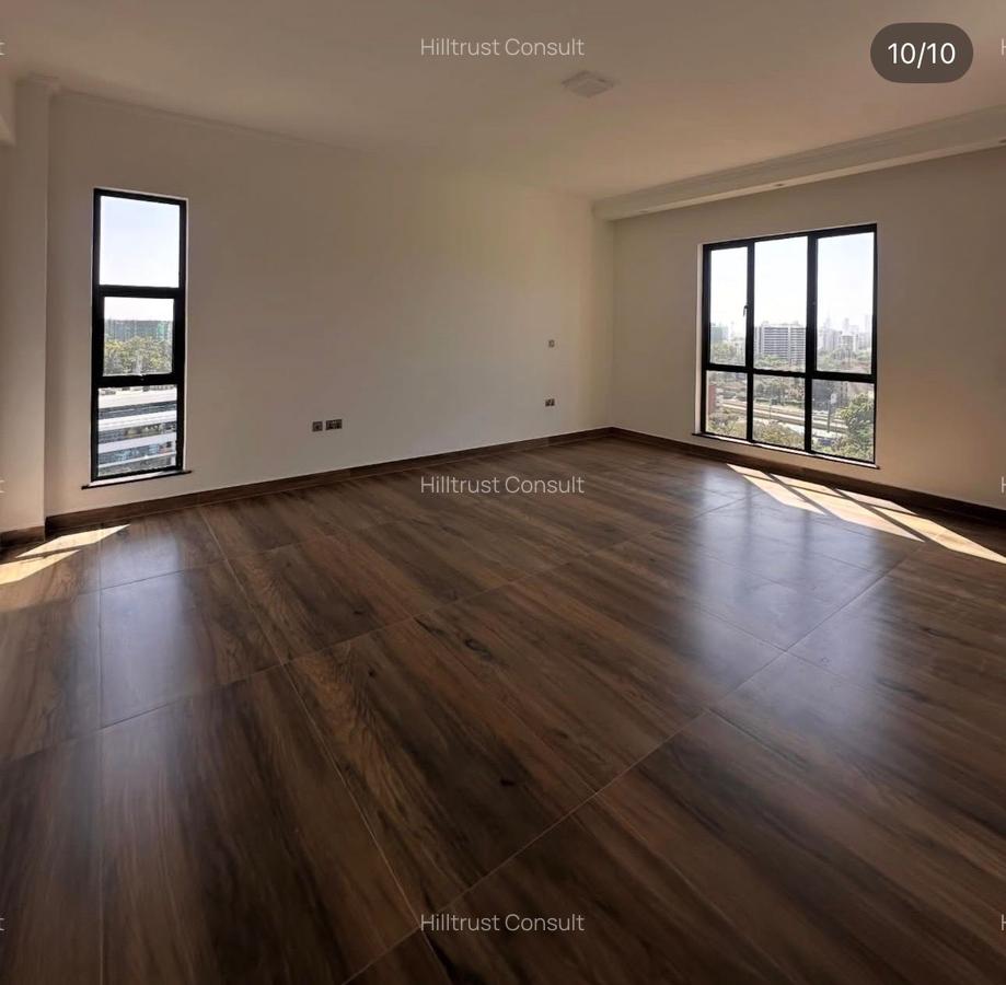 2 Bed Apartment with En Suite in Brookside - 1