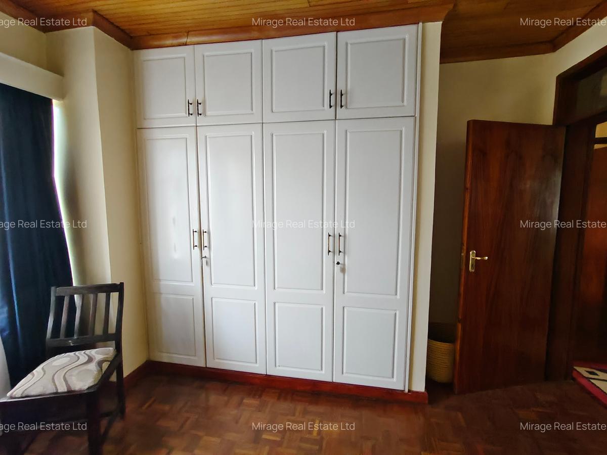 3 Bed Apartment with Swimming Pool in Kilimani - 17