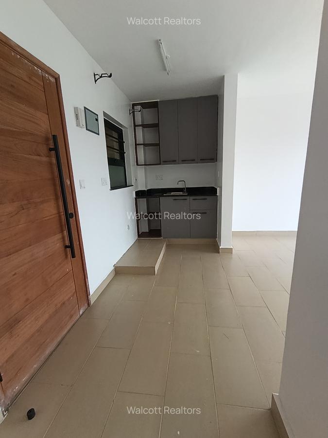 1 Bed Apartment with En Suite in Kitisuru - 4